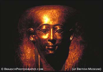 Museums. Art. Antiquity. Egypt. Golden. Faces